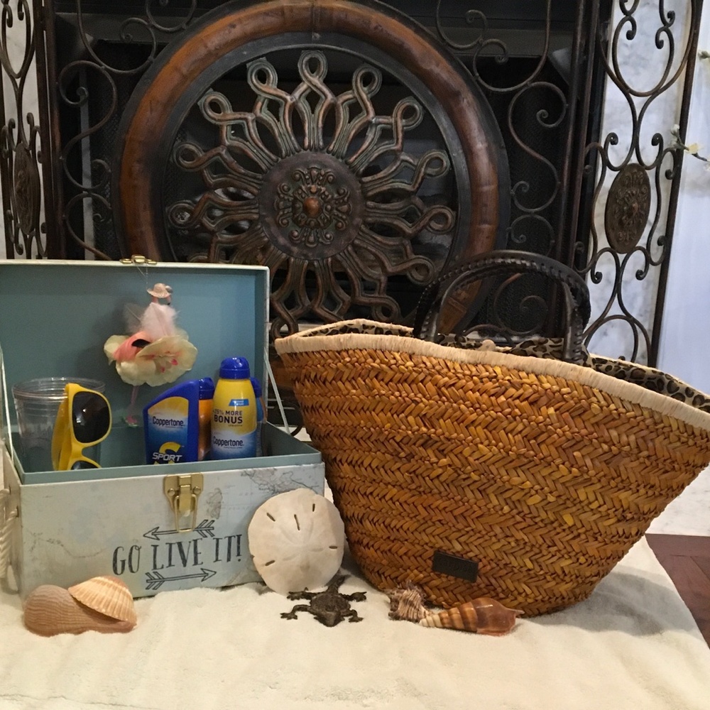 Carpisa Straw Leopard Lined Summer Bag